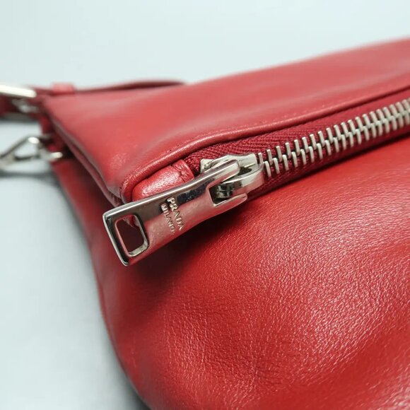PRADA Red Leather Shoulder Bag 597-012825 - Picture 8 of 12